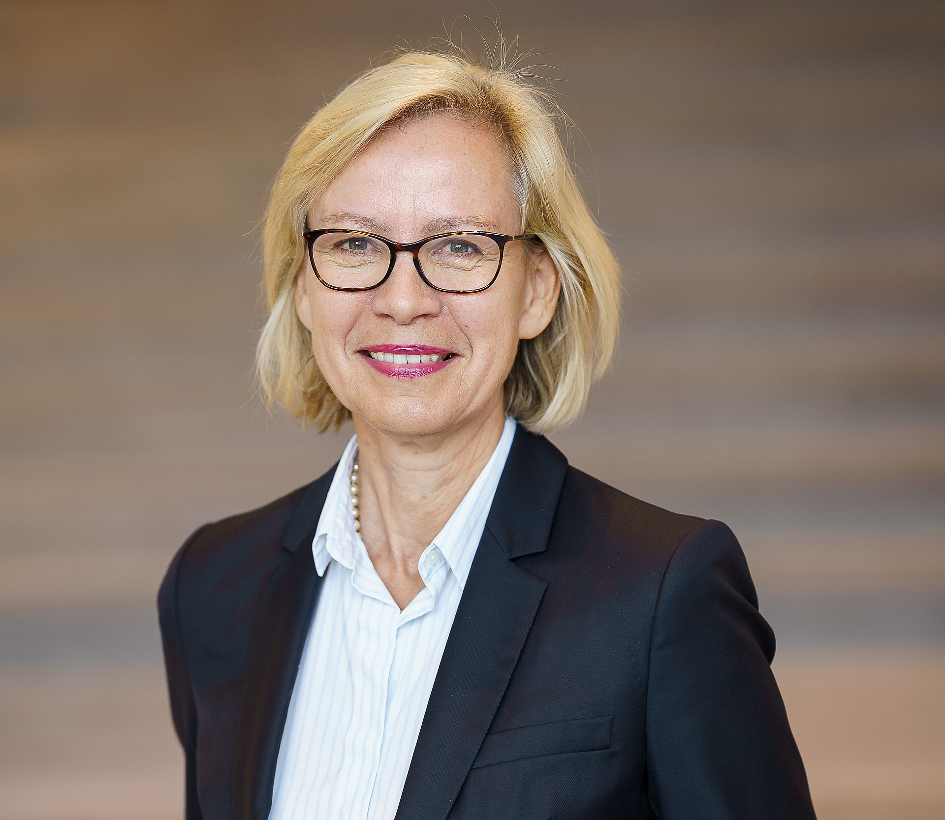 Porträtaufnahme von Frau Dr. Wahl-Wachendorf
