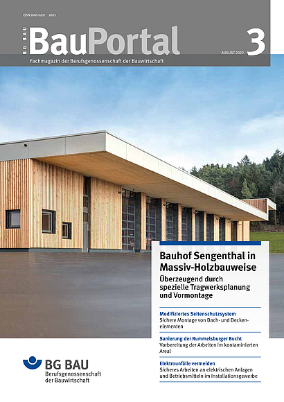 Titelseite BauPortal 3-2022, Blick auf Bauhof Sengenthal in Massiv-Holzbau